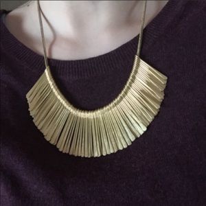 Stella and Dot Essential Fringe Gold